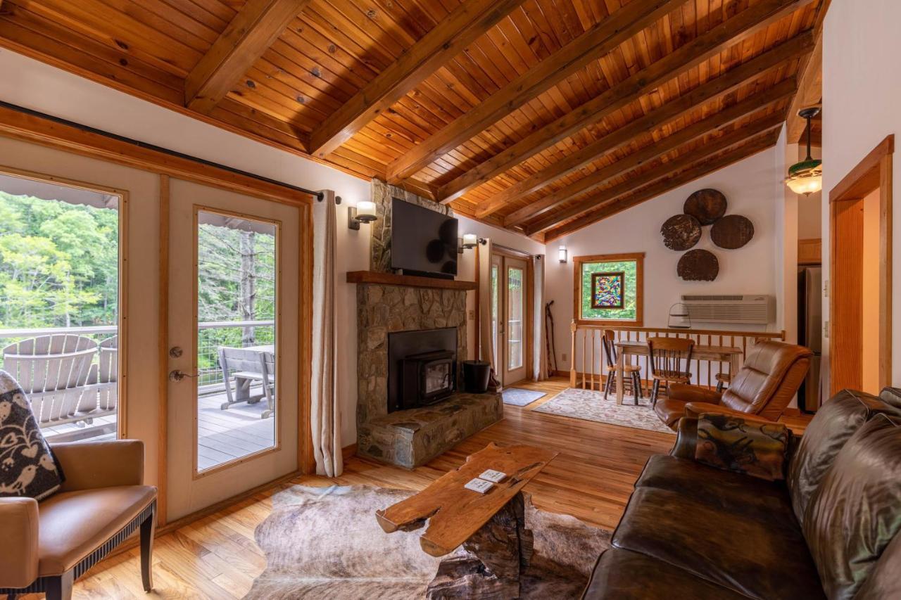 Villa Knotty Pine à West Jefferson Extérieur photo